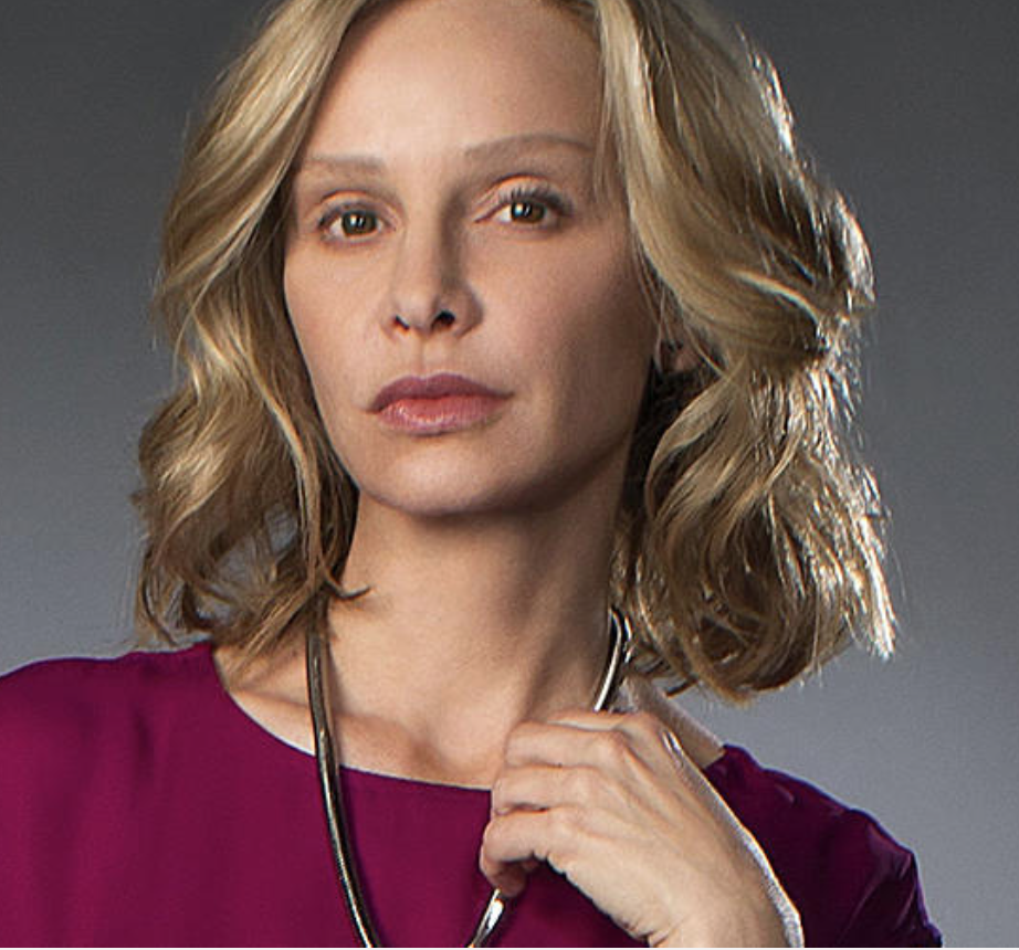 Hulu 海外ドラマ Supergirl 可愛すぎる主人公と滲み出るb級感 ファッションも参考になるよ Sappori Blog